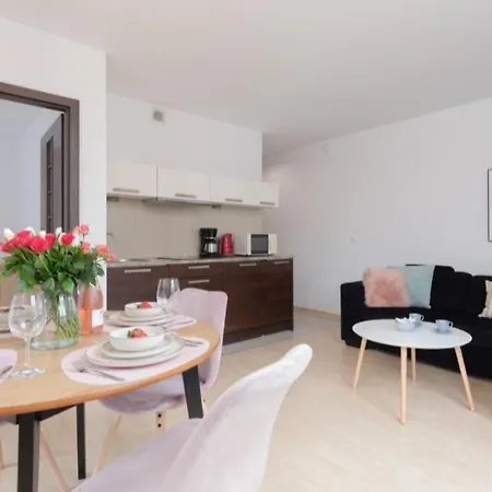 Basen Plaza Pool Appartement Świnoujście
